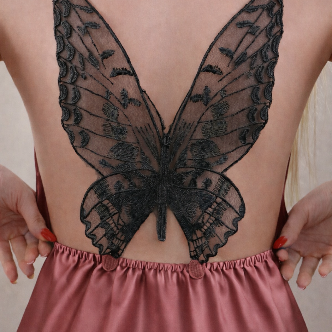 Papillon Nachtjurk met Vlinderkant